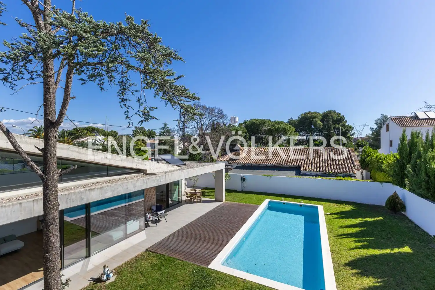 Vista exterior de Casa o chalet en venta en L'Eliana con Aire acondicionado, Calefacción y Jardín privado