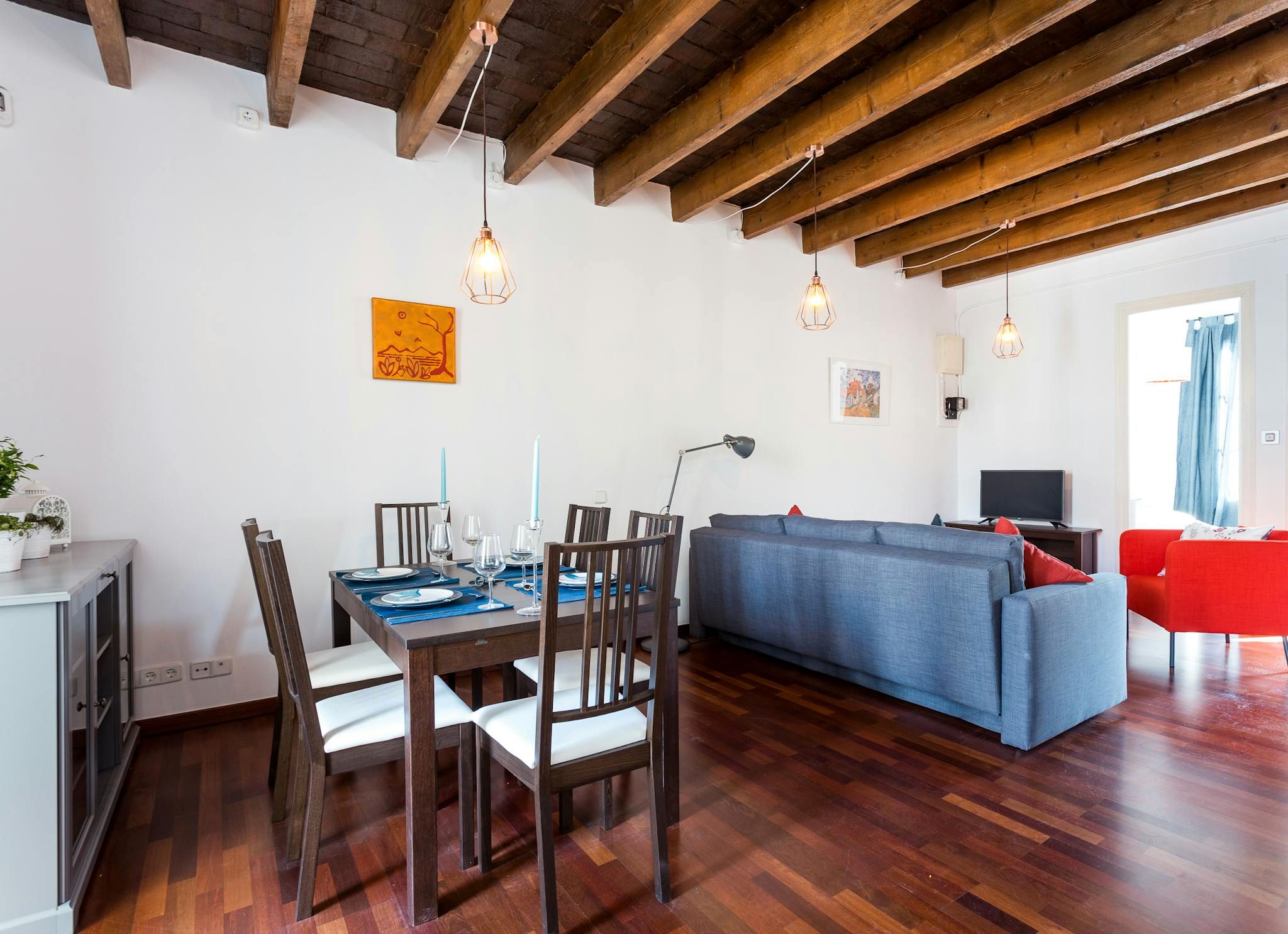 Comedor de Piso de alquiler en L'Hospitalet de Llobregat con Aire acondicionado, Calefacción y Amueblado