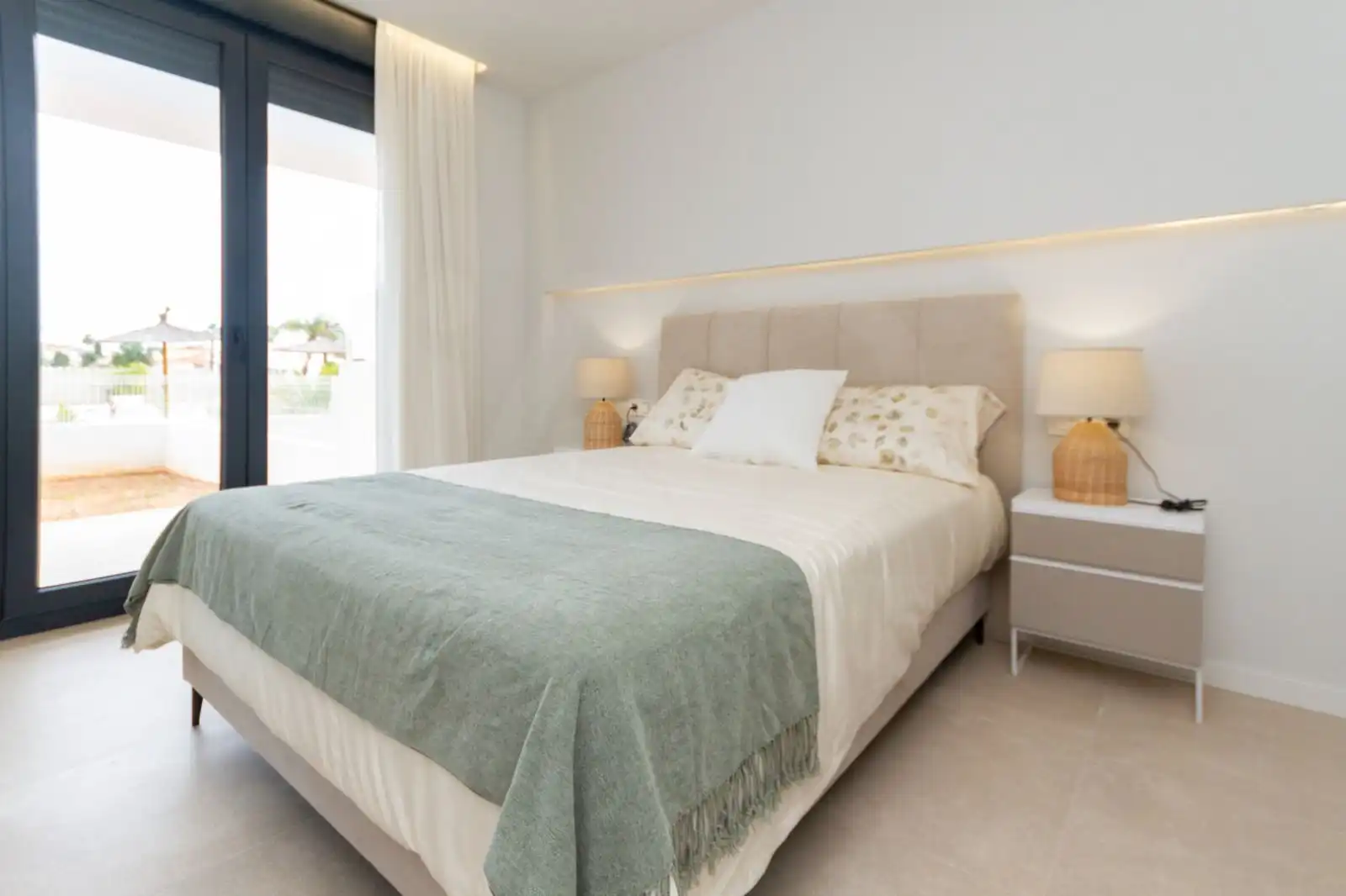 Habitación de Piso en venta en Els Poblets con Aire acondicionado, Calefacción y Terraza