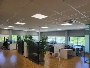 Fabrikhallen zum Verkauf in Boadilla del Monte mit Alarm