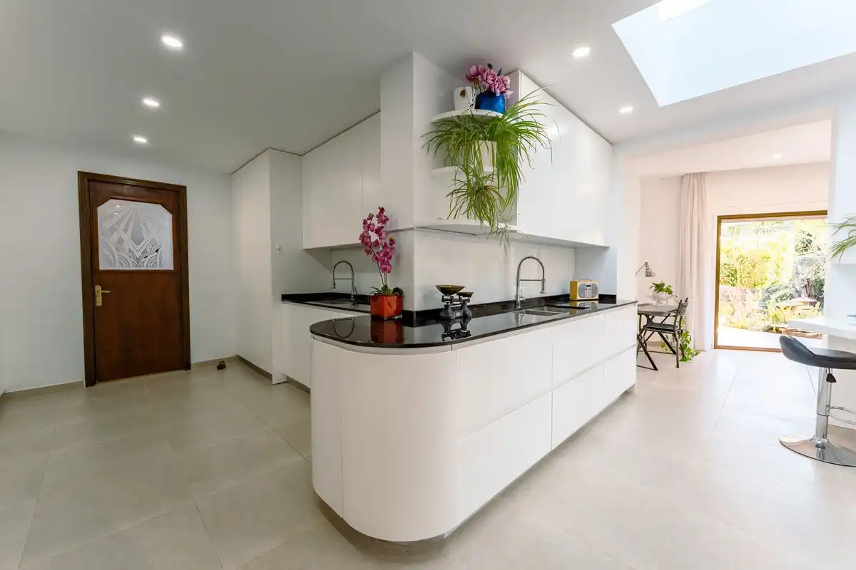 Villa mit Pool zum Verkauf in El Paraíso, imagen 23