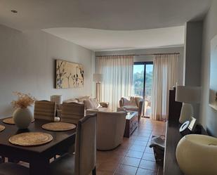 Sala d'estar de Apartament en venda en Marbella amb Aire condicionat, Calefacció i Jardí privat