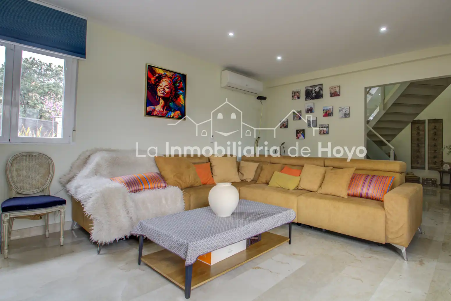 Sala de estar de Casa o chalet en venta en Hoyo de Manzanares con Aire acondicionado, Calefacción y Jardín privado