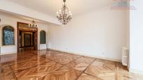 Dining room of Flat to rent in  Madrid Capital  with Terrace, Oven and Washing machine