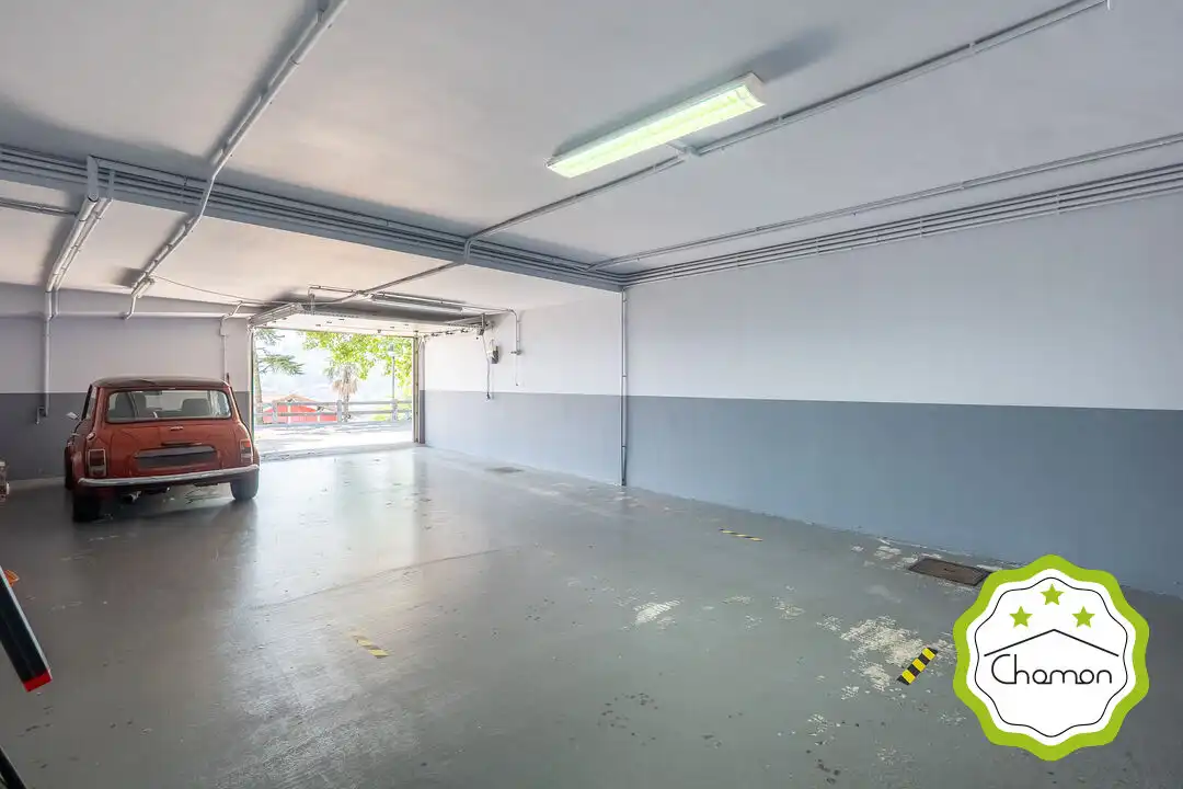Parkplatz von Einfamilien-Reihenhaus zum Verkauf in Barakaldo  mit Heizung, Privatgarten und Terrasse