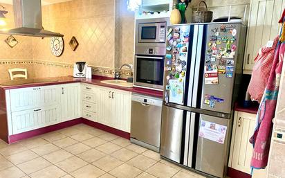 Kitchen of Single-family semi-detached for sale in Morón de la Frontera  with Air Conditioner, Private garden and Terrace