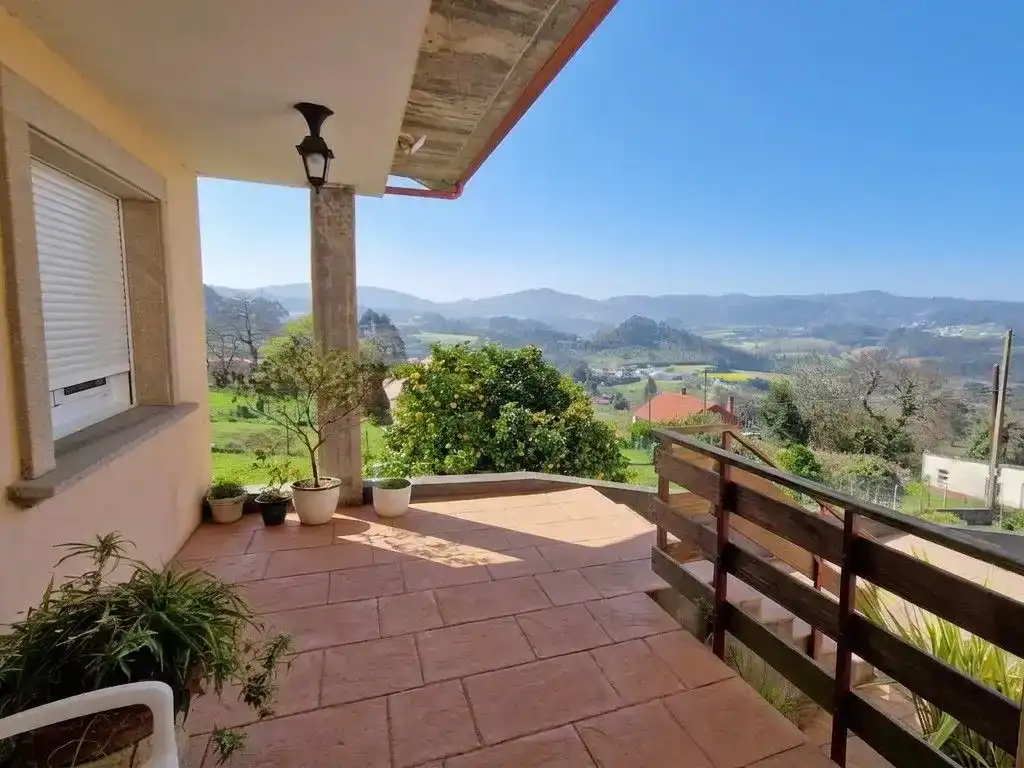 Terrace of Houses for sale in Loureda - Lañas - Barrañán