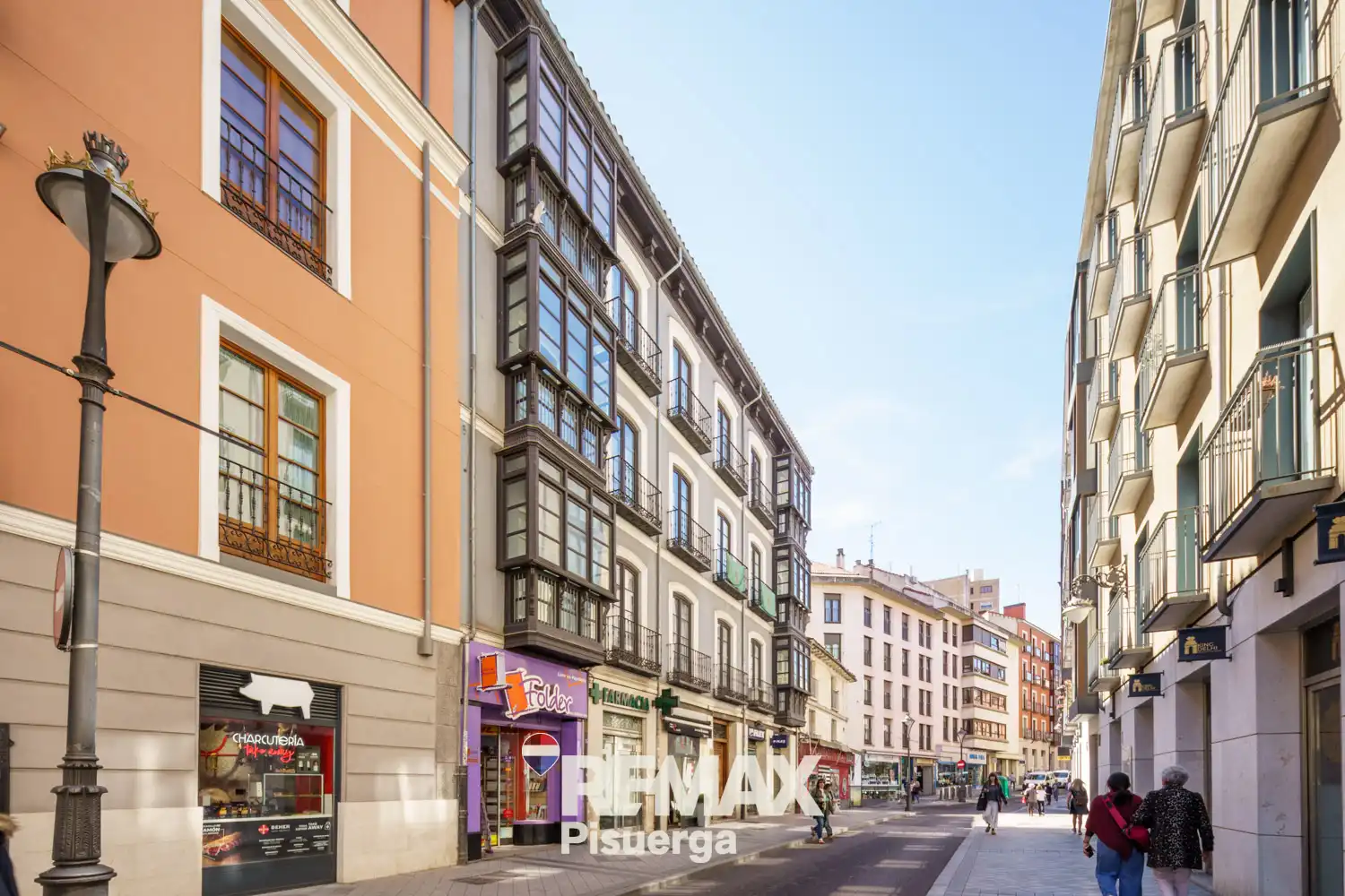 Vista exterior de Pis en venda en Valladolid amb Calefacció i Traster