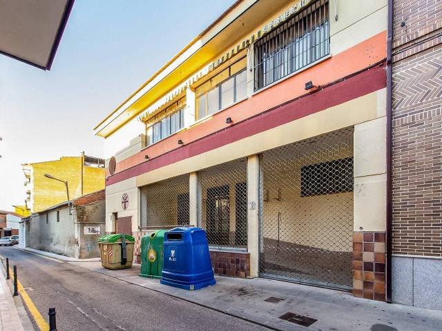 Local comercial en Venta en Fuensalida