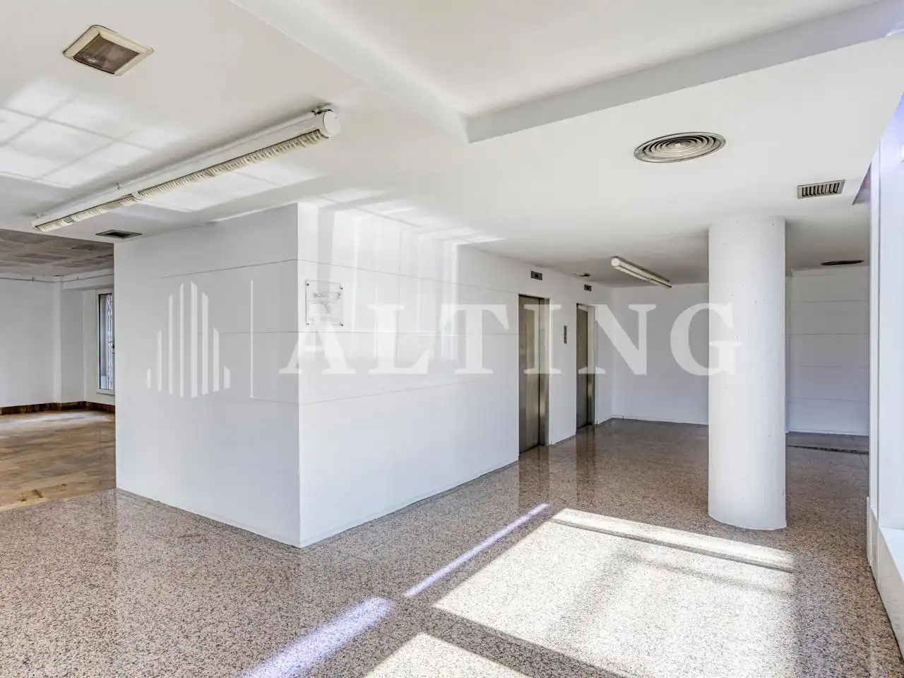 Oficina de alquiler en Barcelona con Aire acondicionado, Calefacción y Terraza