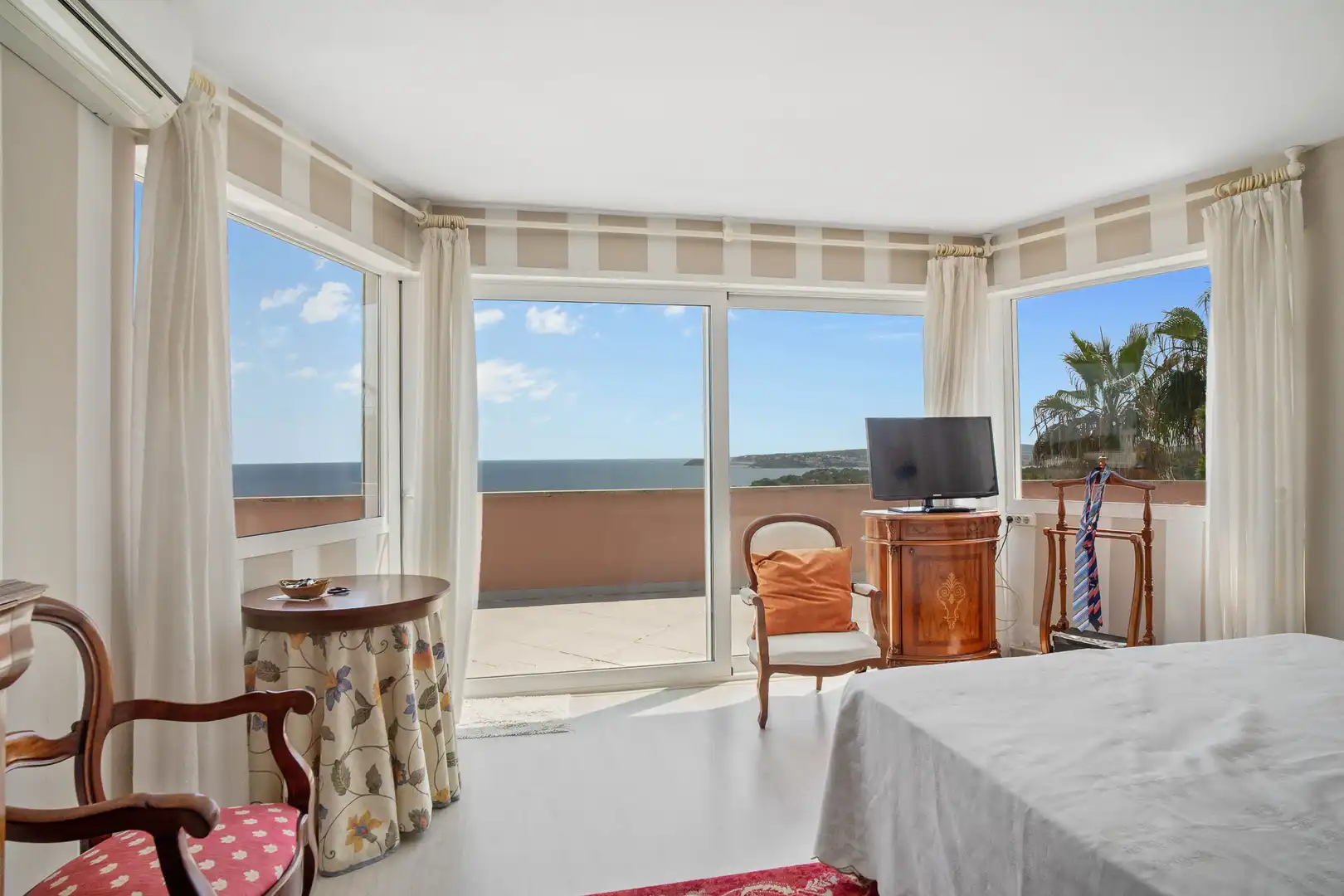 Schlafzimmer von Country house zum Verkauf in Calvià mit Klimaanlage, Terrasse und Abstellraum