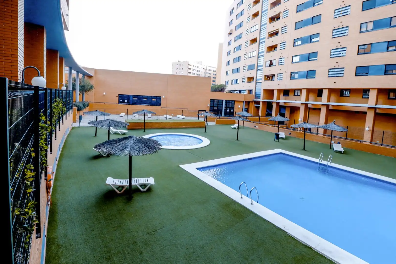 Piso con terraza en alquiler en JOSE GARCIA SELLES