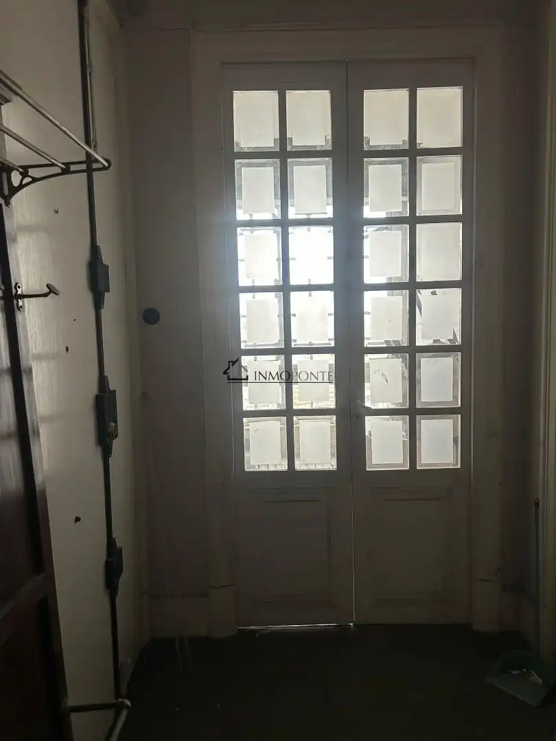 Casa o xalet en venda en Pontevedra Capital  amb Jardí privat