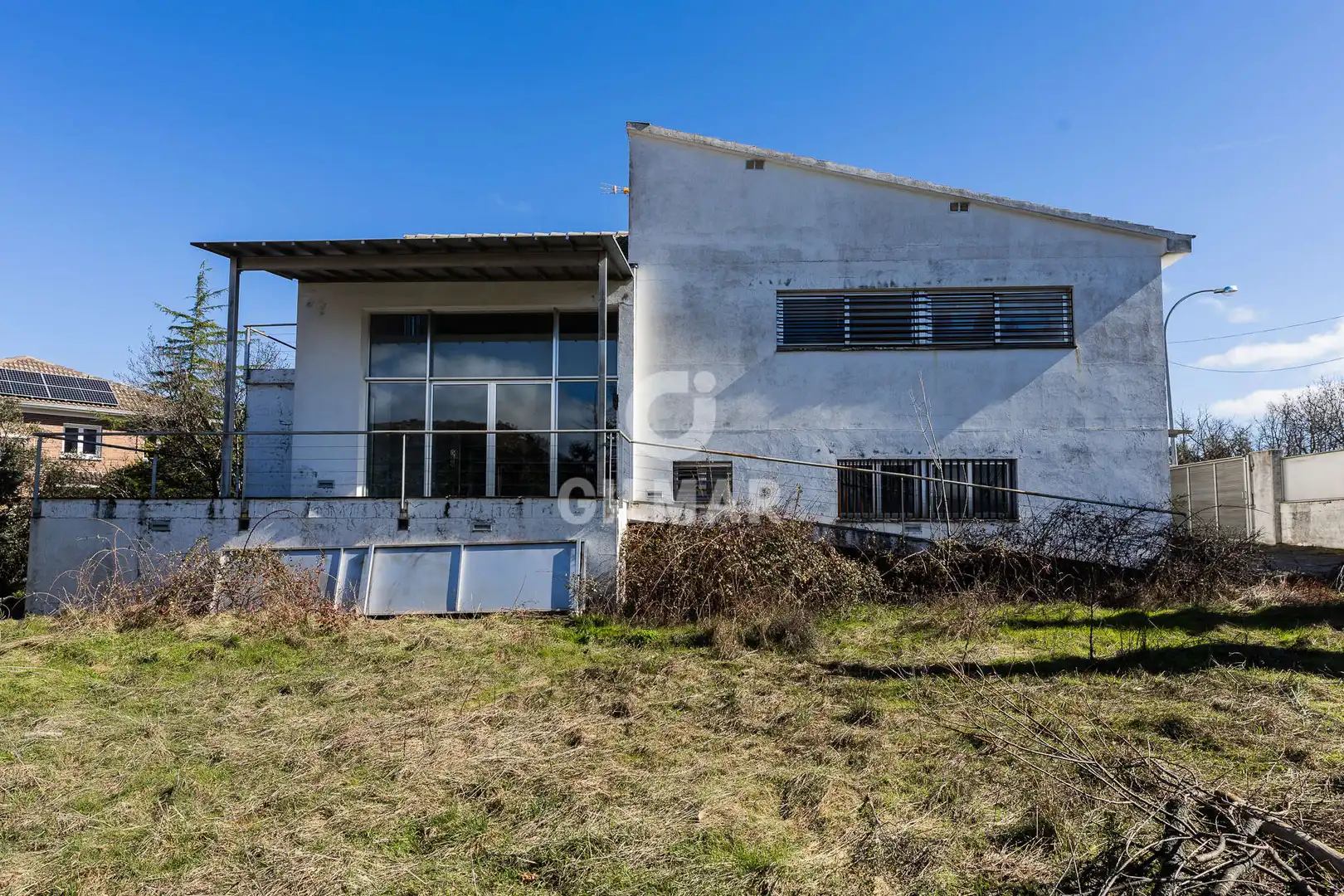 Vista exterior de Casa o chalet en venta en Becerril de la Sierra con Calefacción y Jardín privado