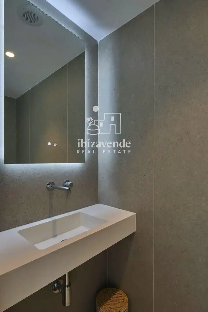 Baño de Casa o chalet de alquiler en Santa Eulària des Riu con Aire acondicionado, Calefacción y Jardín privado