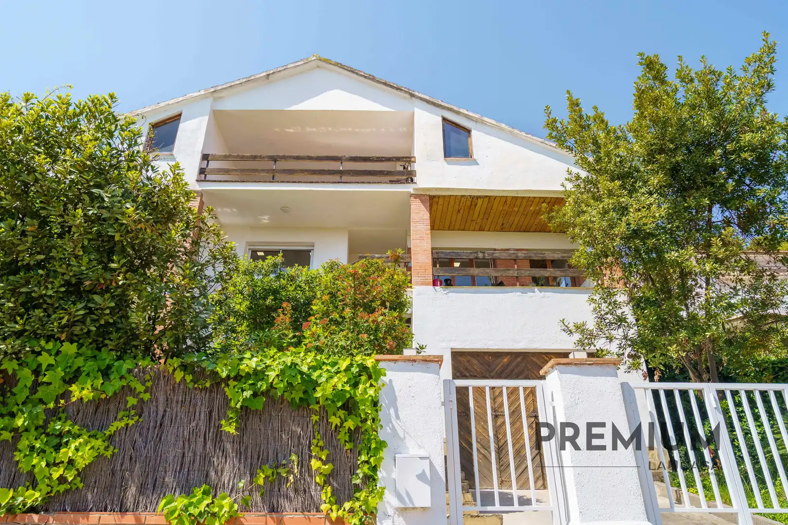 Exterior view of Houses for sale in Castelldefels  with Heating, Storage room and Swimming Pool