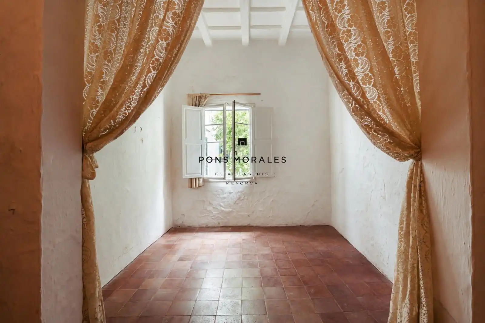 Casa amb jardí en venda a Ciutadella