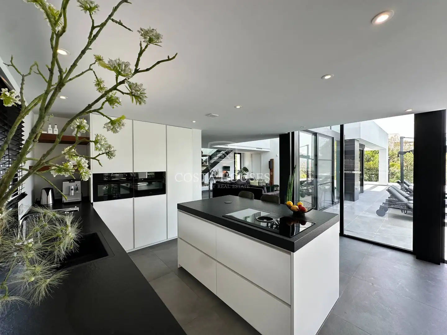 Kitchen of Houses for sale in Jávea / Xàbia  with Air Conditioner, Private garden and Terrace