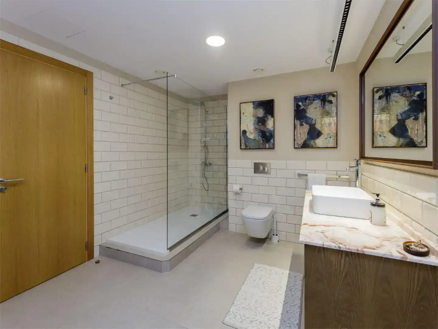 Bathroom of Flat for sale in  Palma de Mallorca  with Air Conditioner