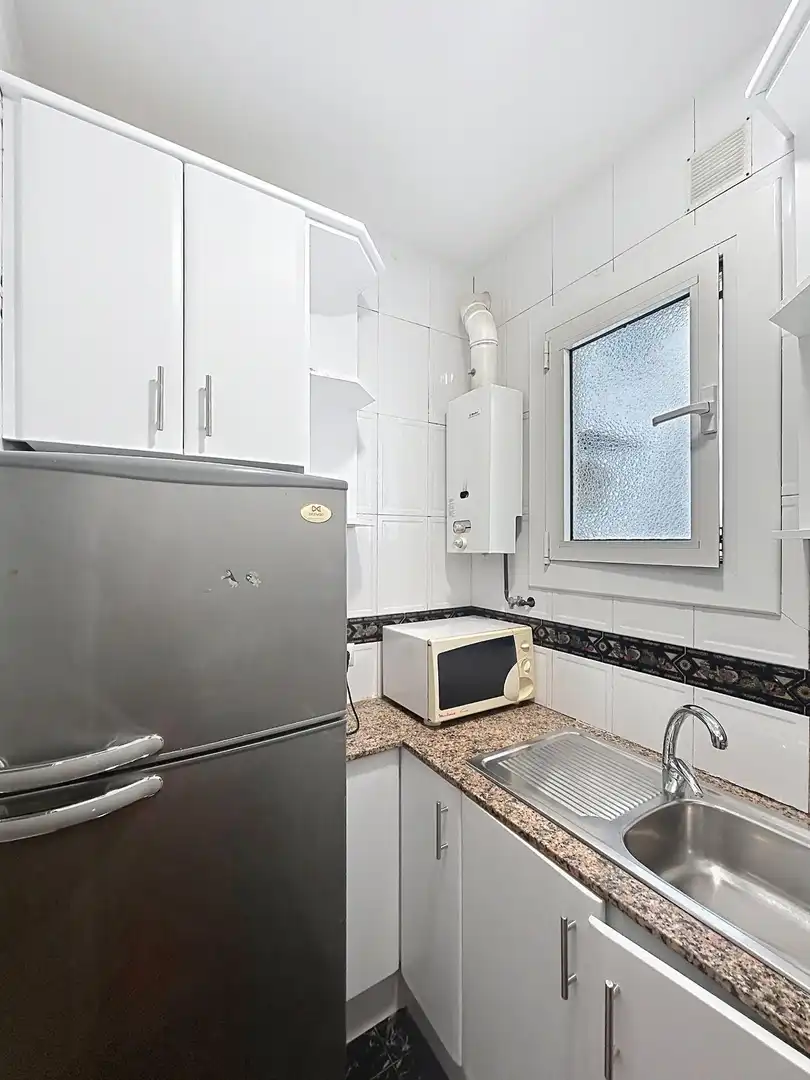 Kitchen of Flat for sale in Barcelona  with Furnished and Alarm