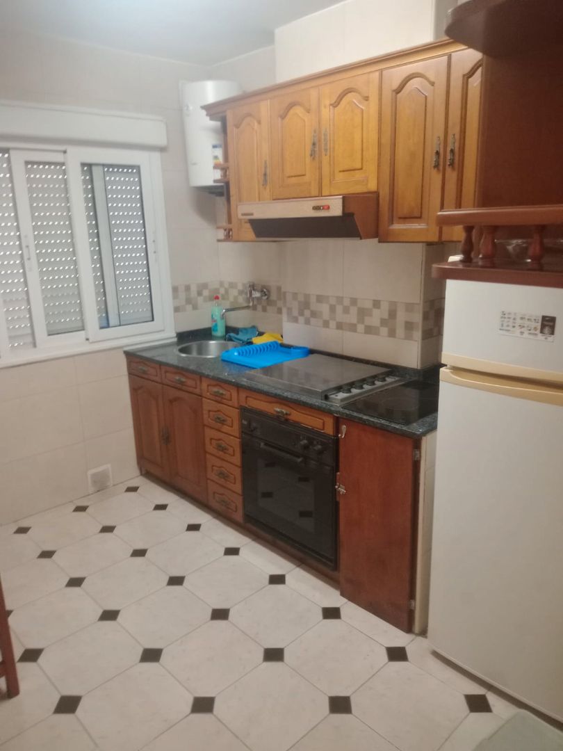 Kitchen of Flat to rent in Avilés  with Heating and Furnished