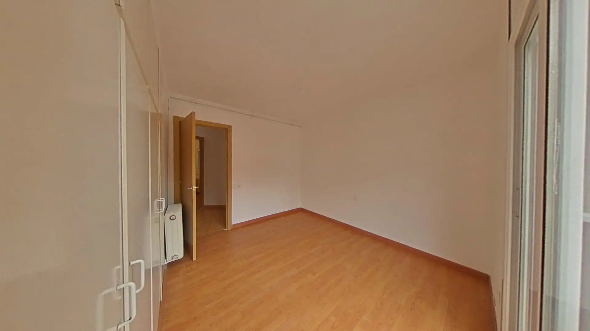 Bedroom of Flat for sale in Terrassa  with Heating