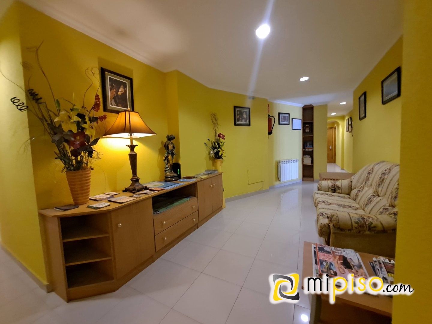 Building for sale in Santoña