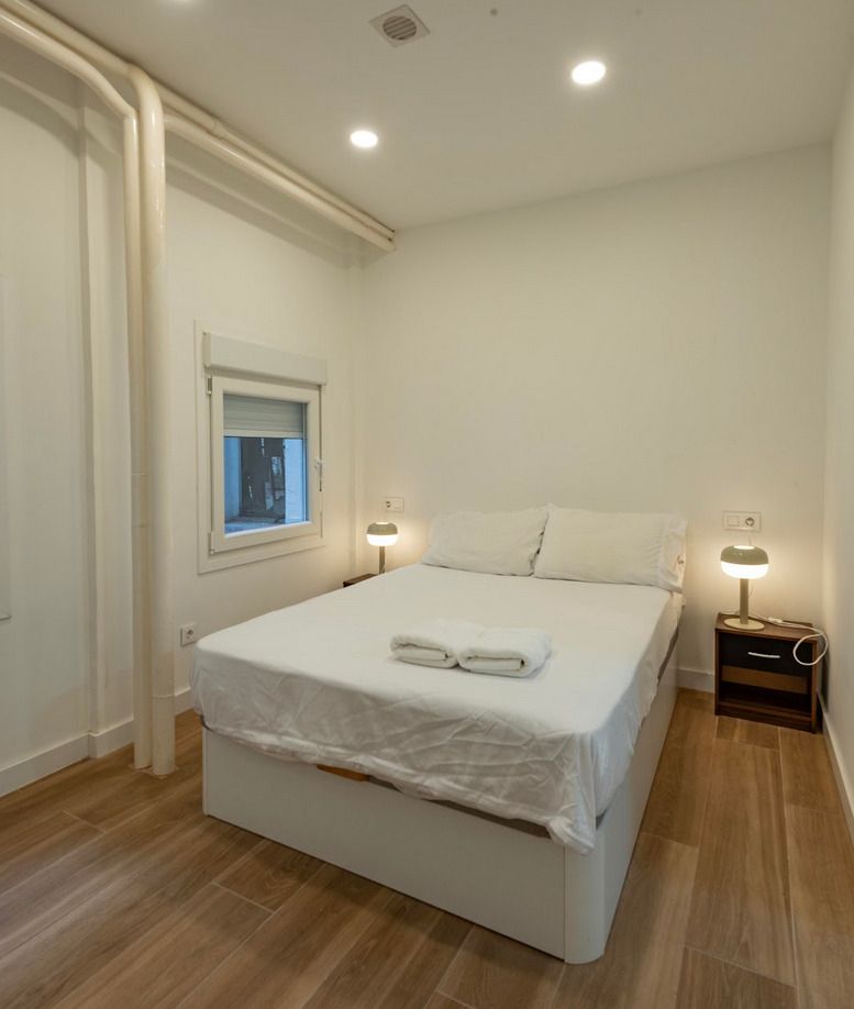 Bedroom of Flat for sale in  Madrid Capital  with Heating, Parquet flooring and Oven