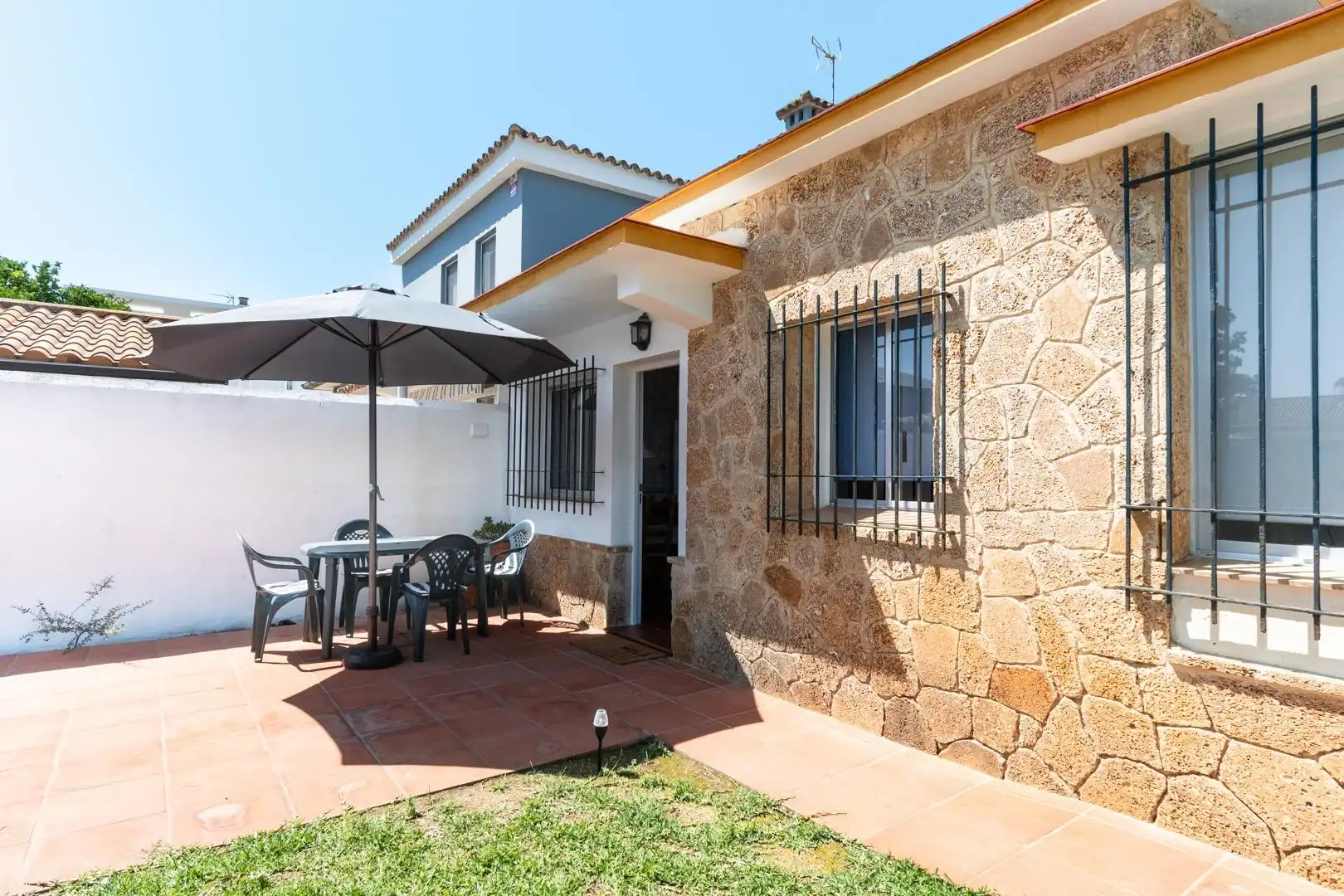 Vista exterior de Casa o chalet en venta en El Puerto de Santa María