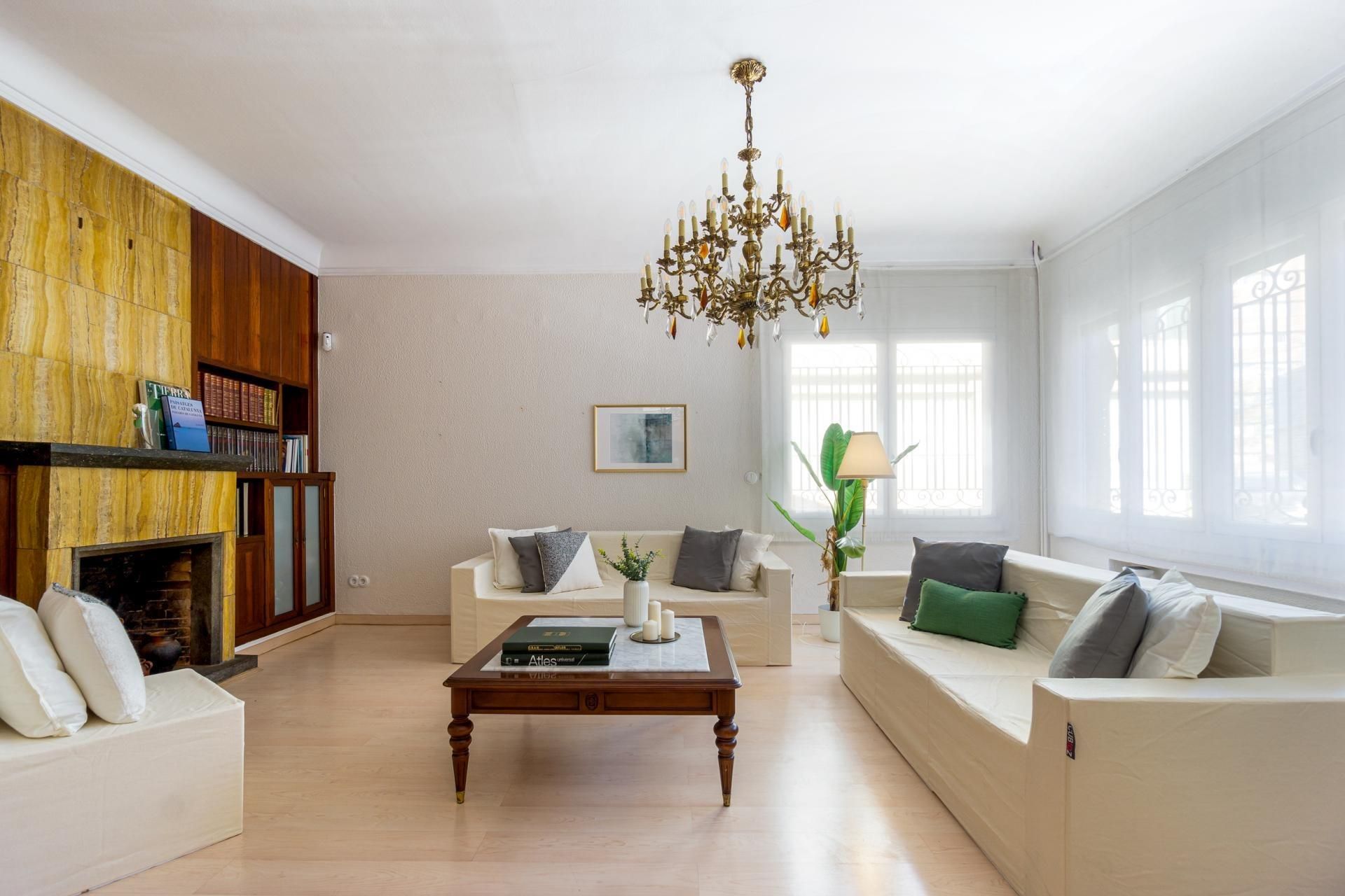 Living room of Single-family semi-detached for sale in Sabadell  with Air Conditioner, Heating and Terrace
