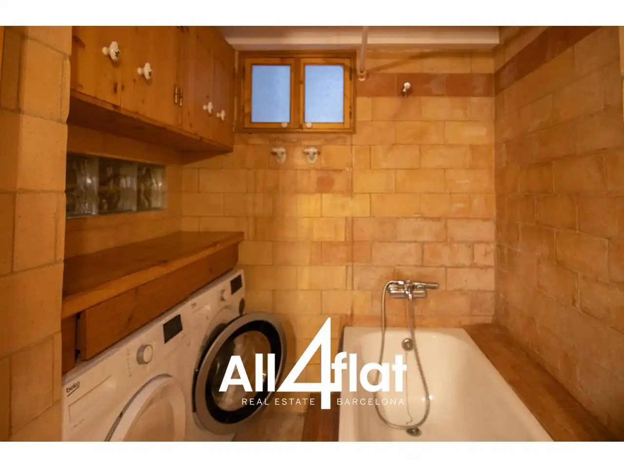 Baño de Piso en venta en Barcelona con Aire acondicionado, Parquet y Terraza