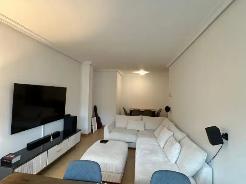 Living room of Flat for rent in Madrid  with Air Conditioner, Heating and Furnished