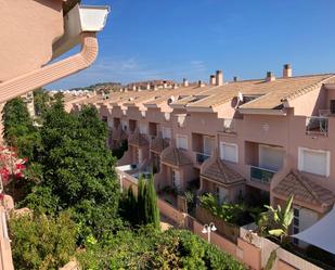 Vista exterior de Casa adosada en venda en Dénia amb Aire condicionat, Terrassa i Piscina