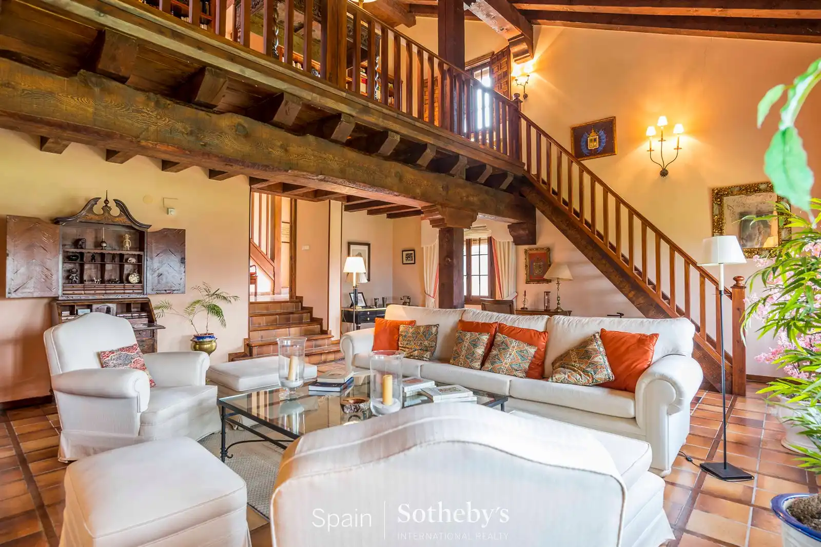 Sala de estar de Residencial en venta en Sotosalbos