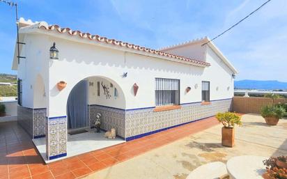 Exterior view of House or chalet for sale in Vélez-Málaga  with Air Conditioner, Terrace and Storage room