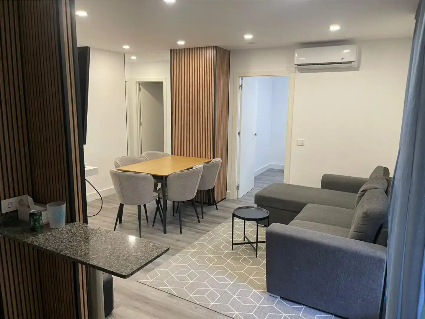 Living room of Flat for sale in Orihuela  with Air Conditioner, Parquet flooring and Storage room