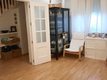 Maison mitoyenne avec balcon à vendre à Calle Rafael Alberti