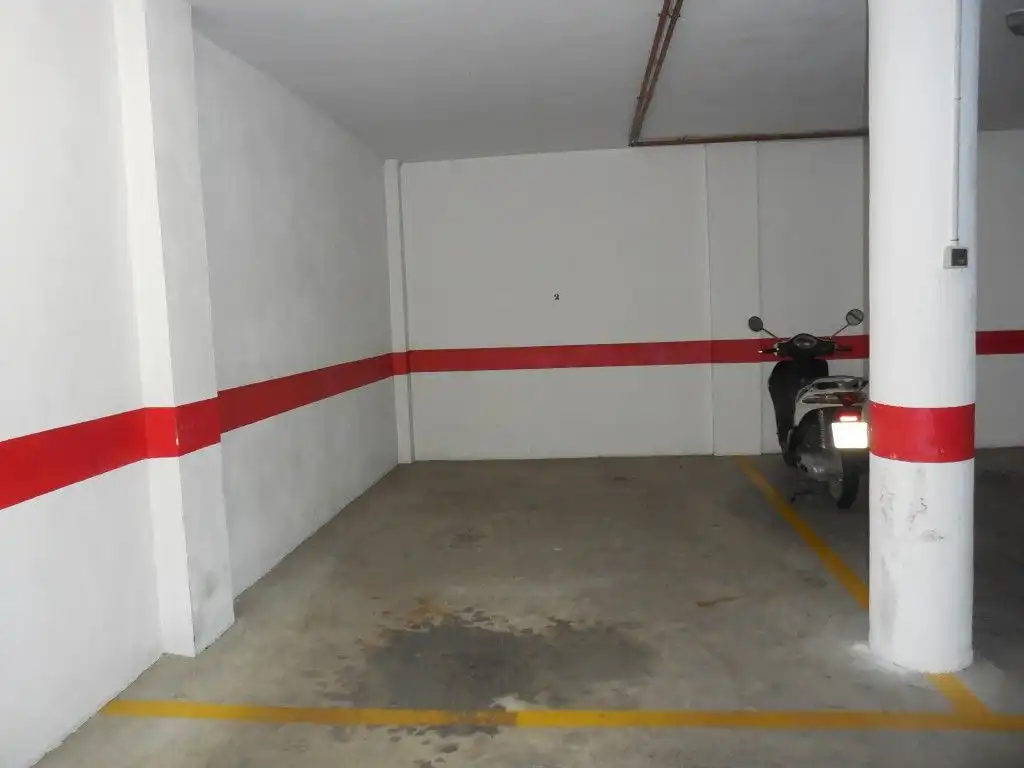 Wohnung zur Miete in Calle Calle Teruel, Avda. De los Ogíjares