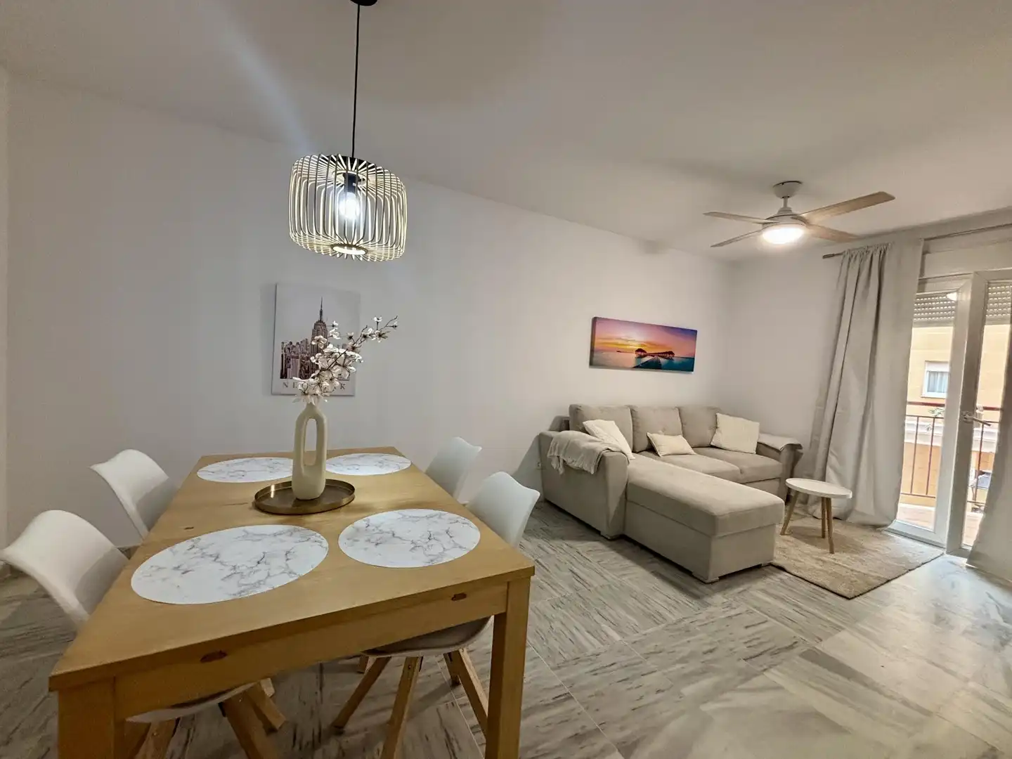 Sala de estar de Apartamento en venta en Málaga con Alarma