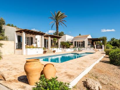 Exterior view of House or chalet for sale in Es Castell  with Heating, Private garden and Terrace