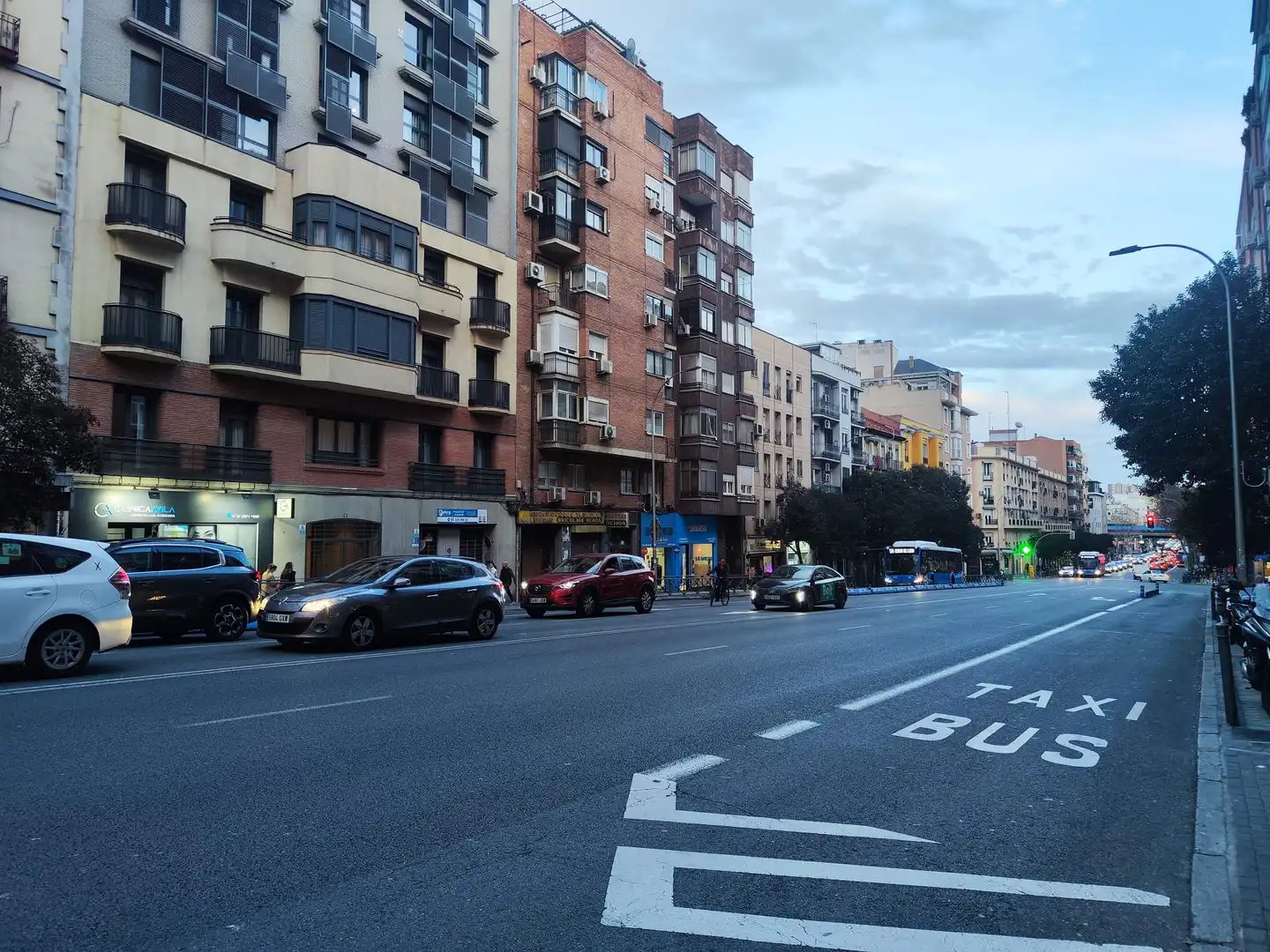 Vista exterior de Pis de lloguer en Madrid amb Calefacció i Terrassa