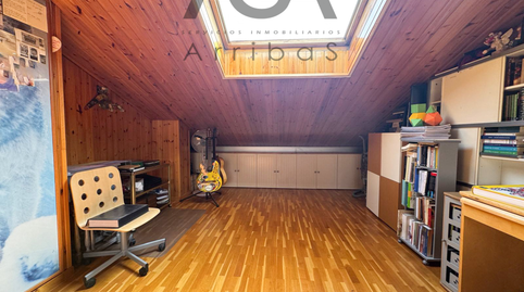 Foto 4 de Casa adosada en venda a Montigala, Montigalà, Barcelona