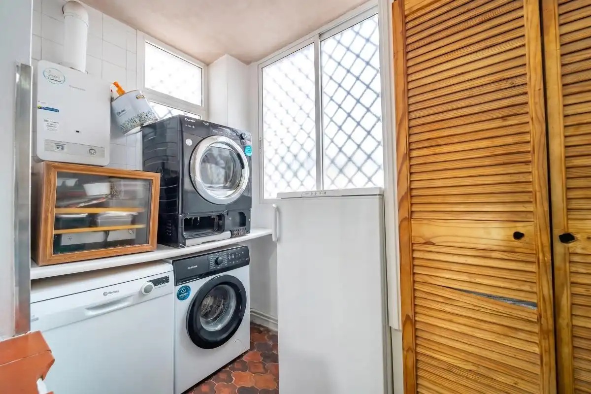 Küche von Maisonette zum Verkauf in Málaga mit Klimaanlage, Heizung und Privatgarten