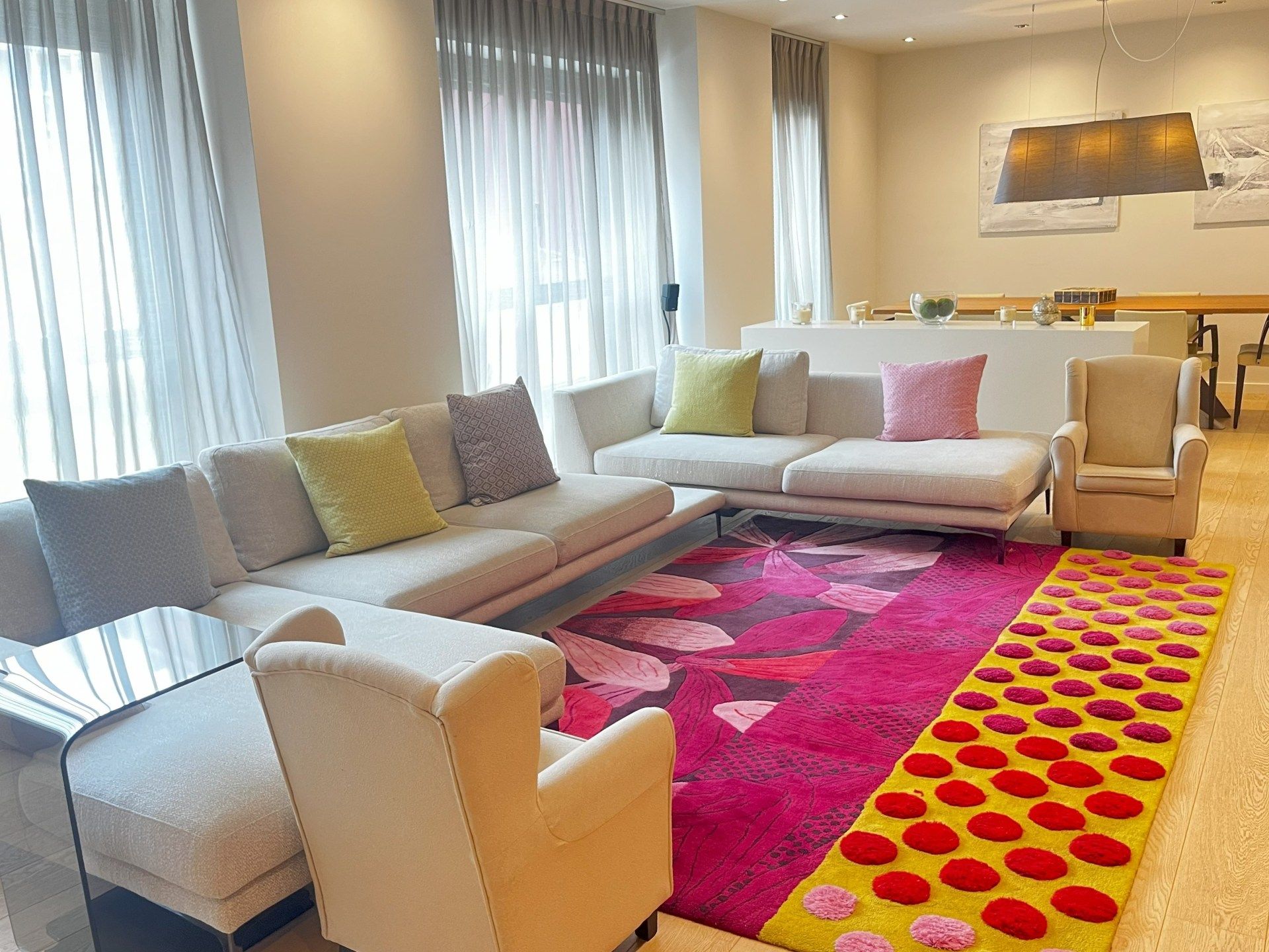 Living room of Flat for sale in Girona Capital  with Air Conditioner, Heating and Terrace