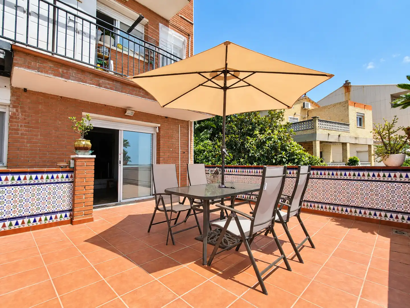 Terraza de Casa o chalet en venta en Sant Vicenç Dels Horts con Aire acondicionado, Calefacción y Jardín privado