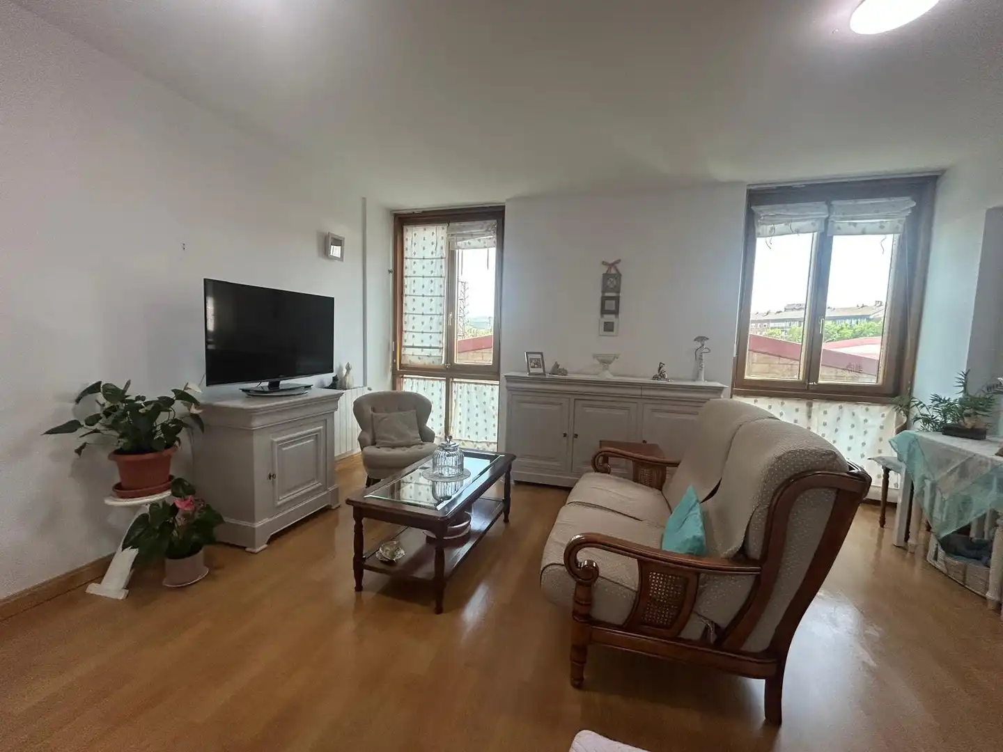 Living room of Flat for sale in Vitoria - Gasteiz  with Heating, Storage room and Furnished