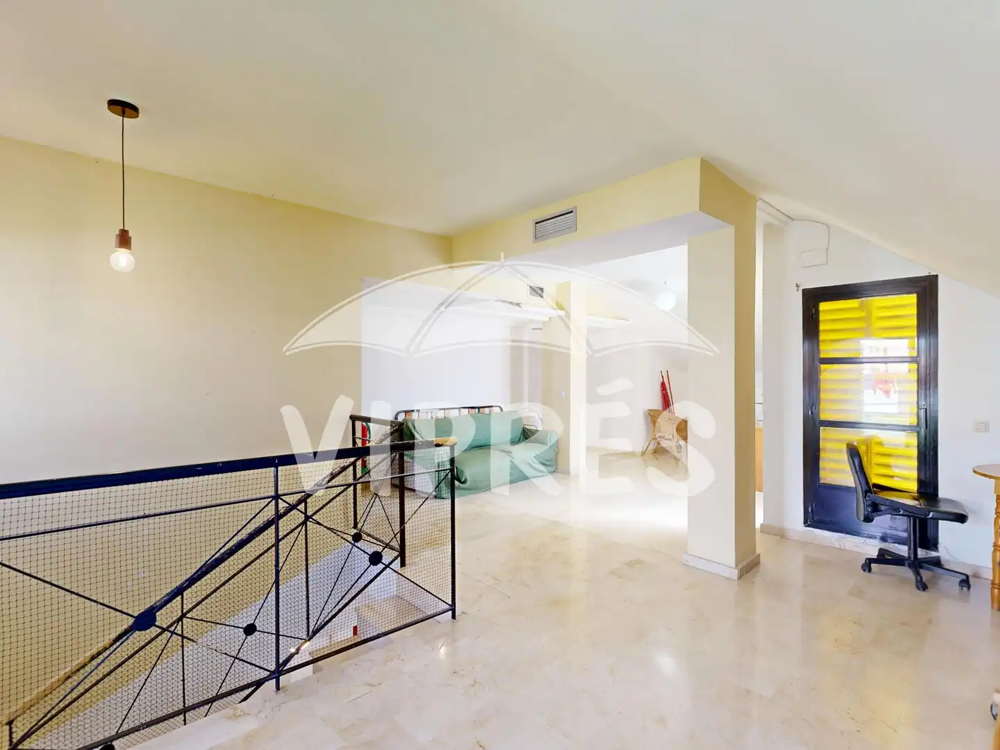 Dúplex en venta en Cáceres con Trastero