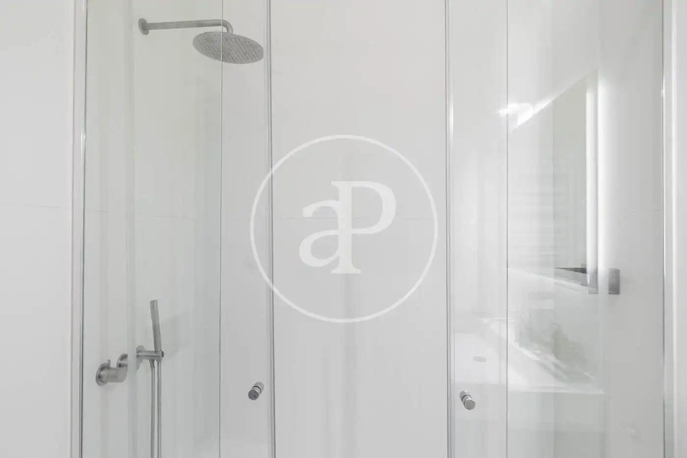 Flat for rent in Carrer d'Ausiàs Marc, Fort Pienc