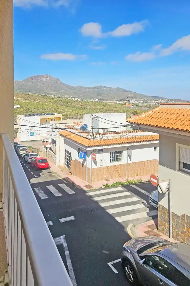 Vista exterior de Apartamento en venta en Arona con Terraza y Trastero