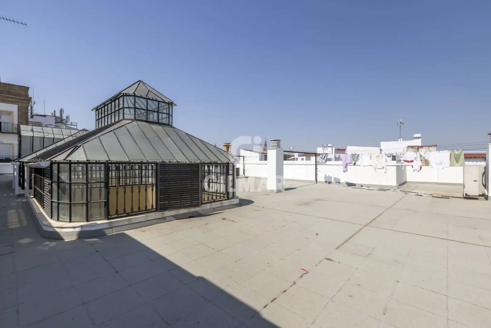 Vista exterior de Dúplex en venda en Sevilla amb Calefacció, Jardí privat i Balcó